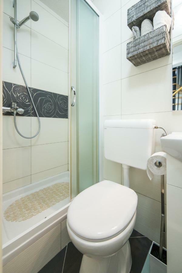 Studio Apartment Finta Rogotin エクステリア 写真